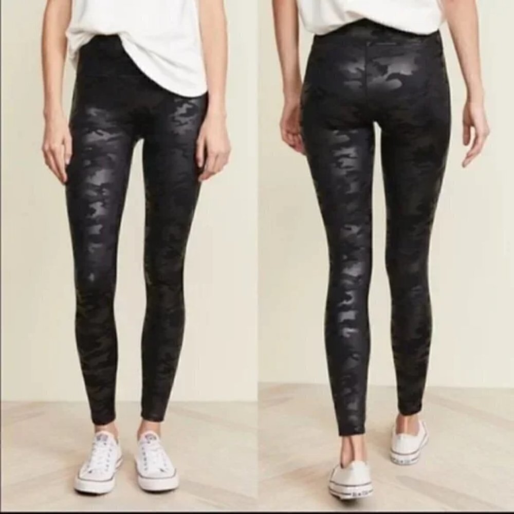 Spanx Faux Leather Camo Leggings Size XS